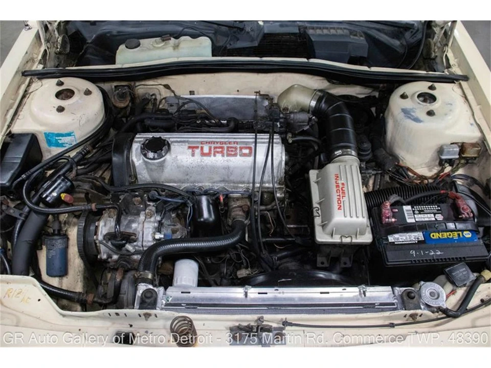 1986 Chrysler LeBaron - Image 19 of 31