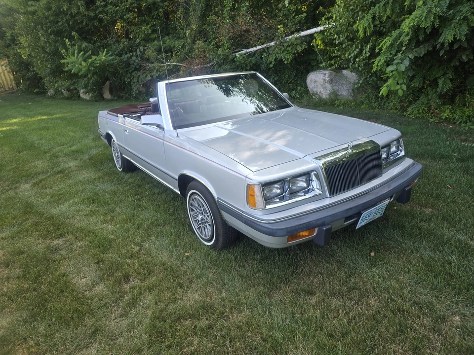 1986 Chrysler LeBaron - Image 8 of 31
