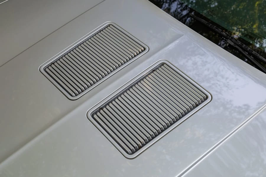 1986 Chrysler LeBaron - Image 15 of 31