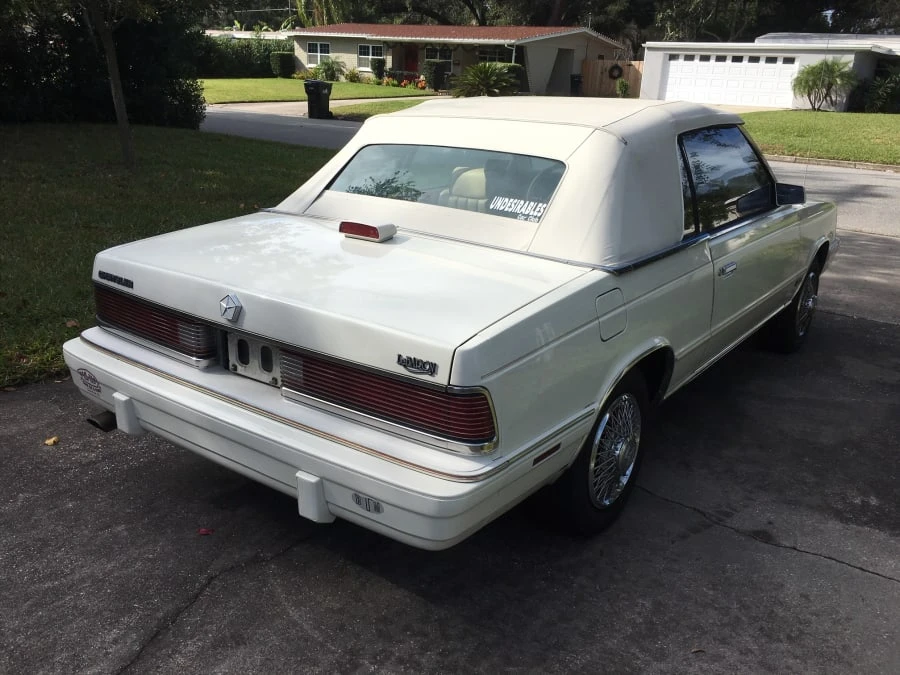 1986 Chrysler LeBaron - Image 2 of 11