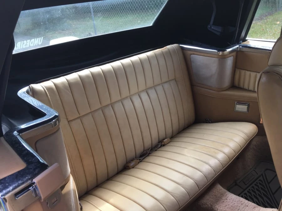 1986 Chrysler LeBaron - Image 5 of 11