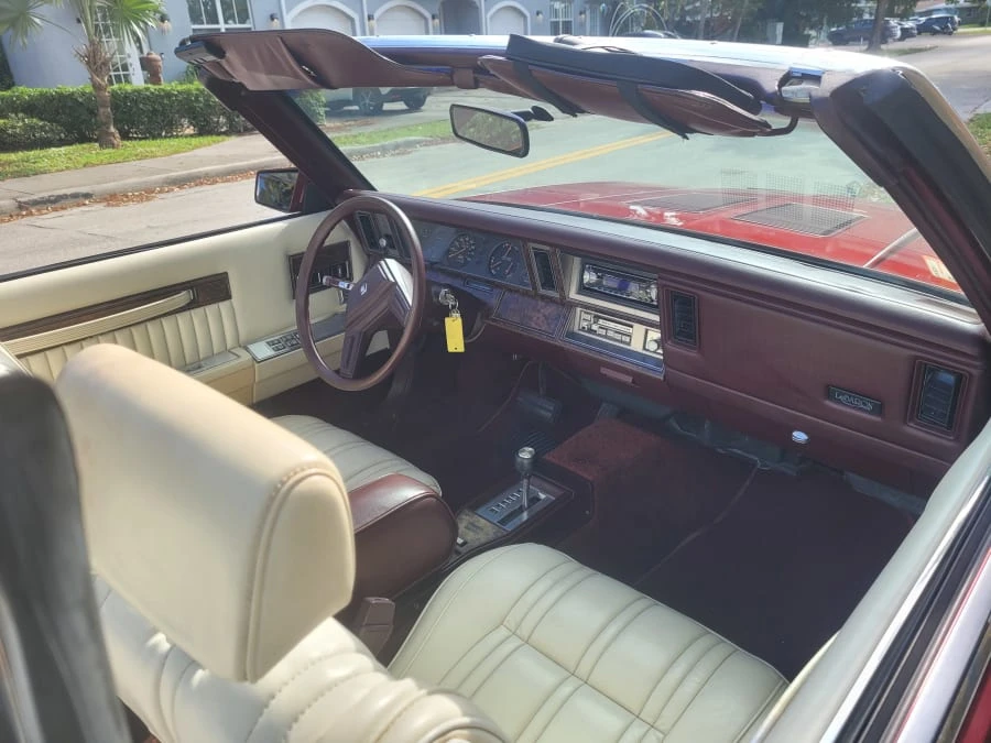 1986 Chrysler LeBaron - Image 13 of 15