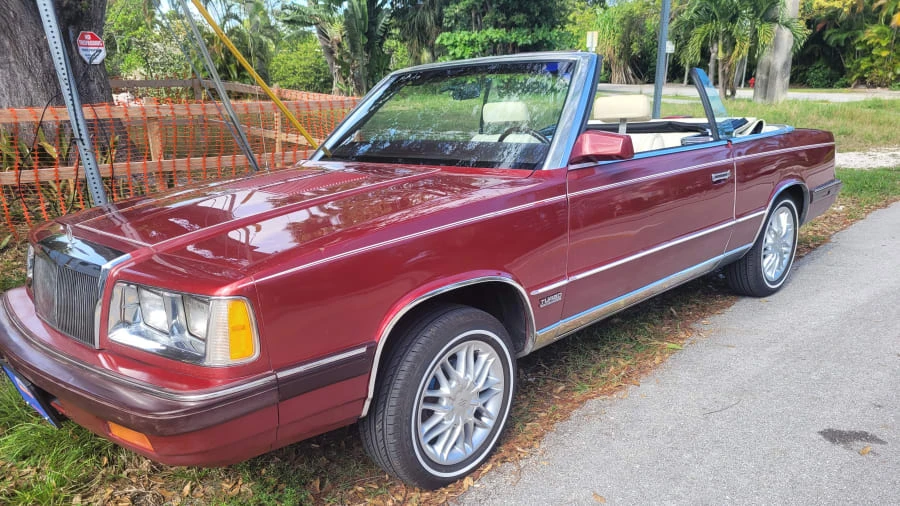 1986 Chrysler LeBaron - Image 8 of 15