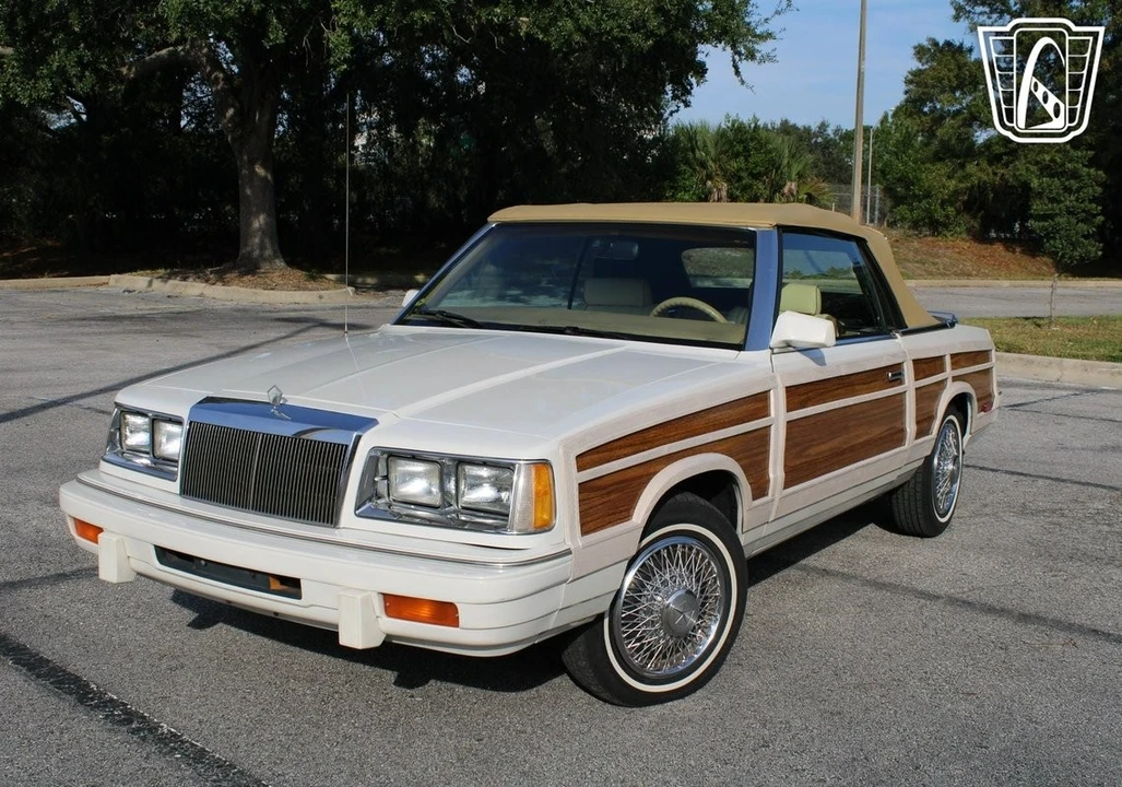 1986 Chrysler LeBaron - Image 5 of 12