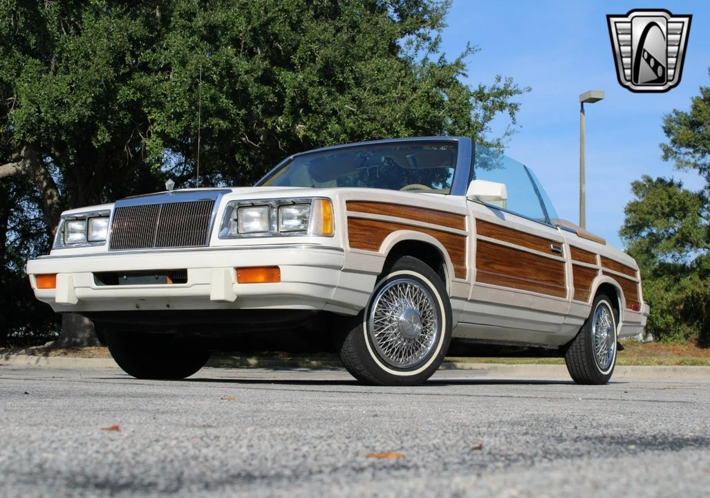 1986 Chrysler LeBaron - Image 5 of 12