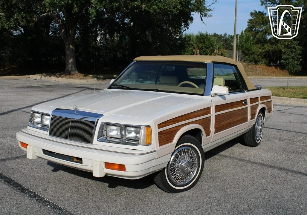 1986 Chrysler LeBaron - Image 5 of 12