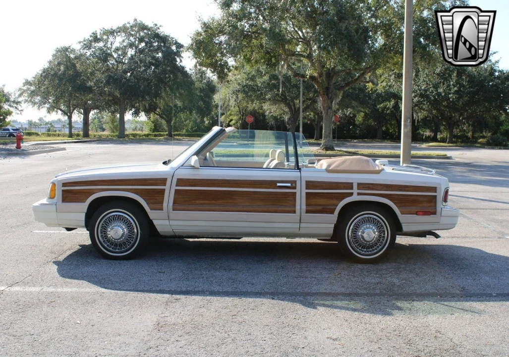 1986 Chrysler LeBaron - Image 12 of 12