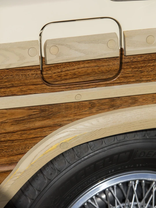 1986 Chrysler LeBaron - Image 28 of 31