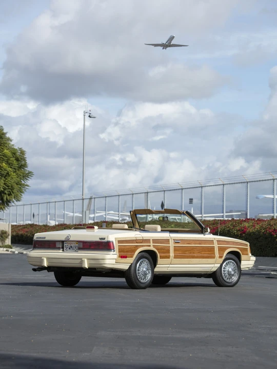 1986 Chrysler LeBaron - Image 7 of 31