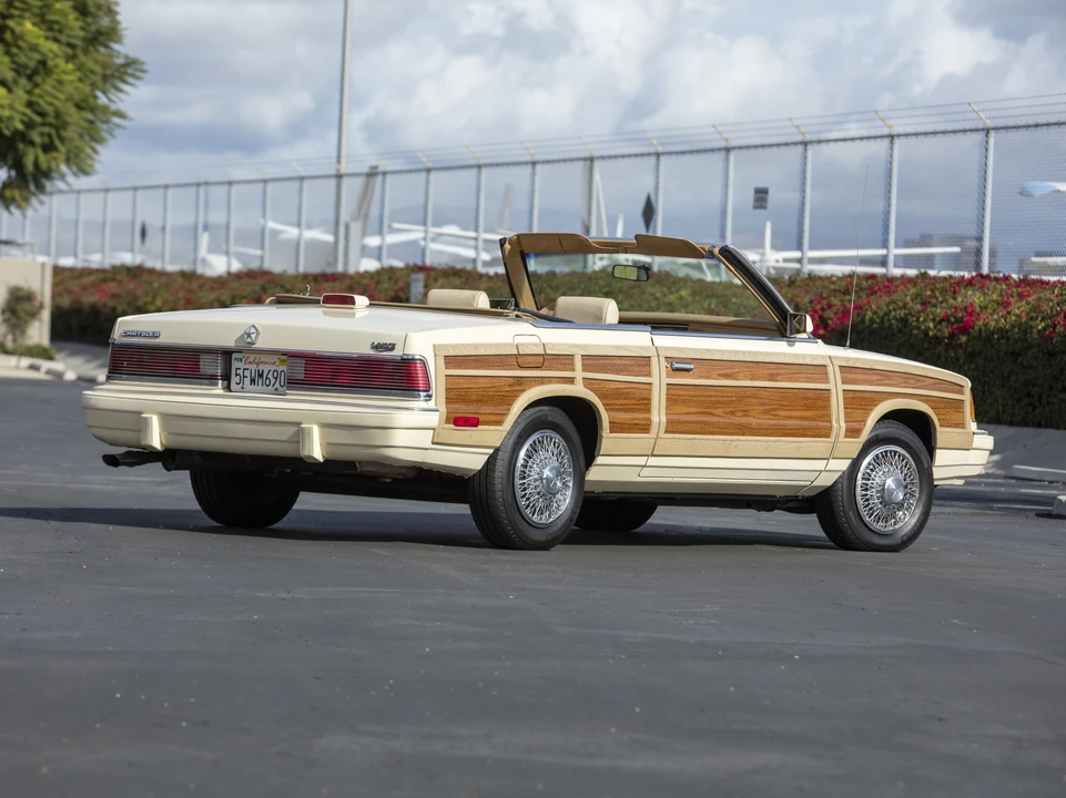 1986 Chrysler LeBaron - Image 6 of 31