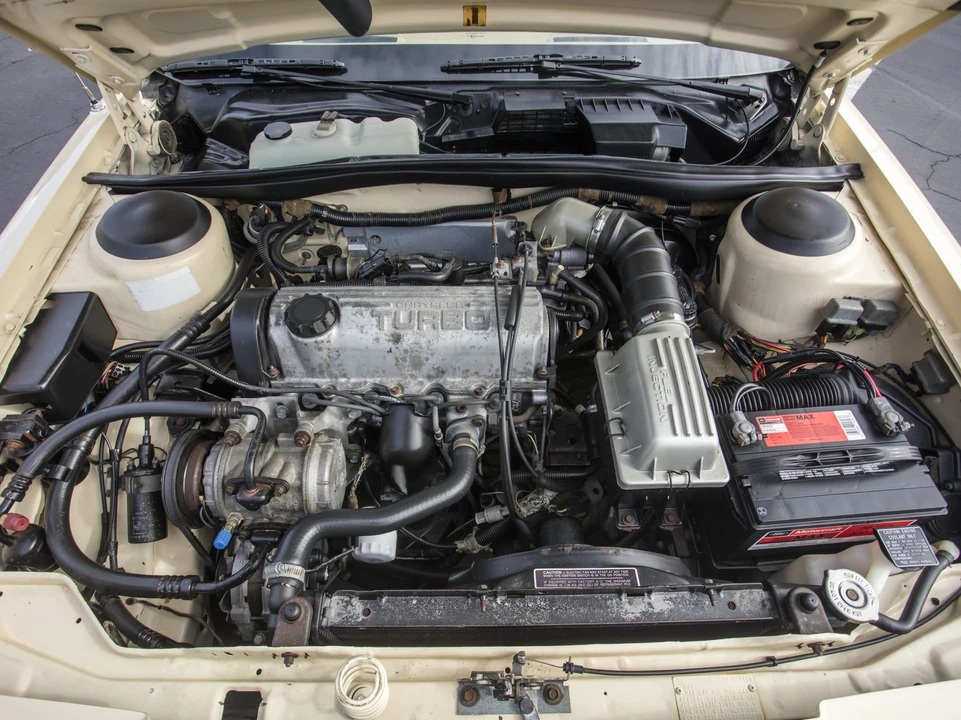 1986 Chrysler LeBaron - Image 12 of 31