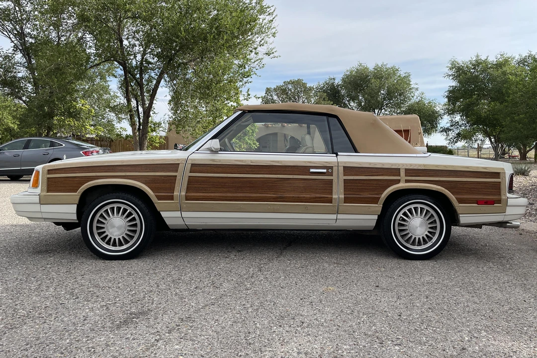1986 Chrysler LeBaron - Image 3 of 13