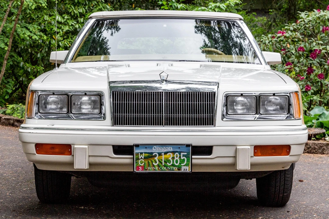 1986 Chrysler LeBaron - Image 2 of 31