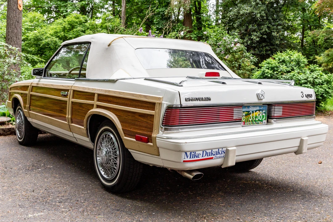 1986 Chrysler LeBaron - Image 4 of 31