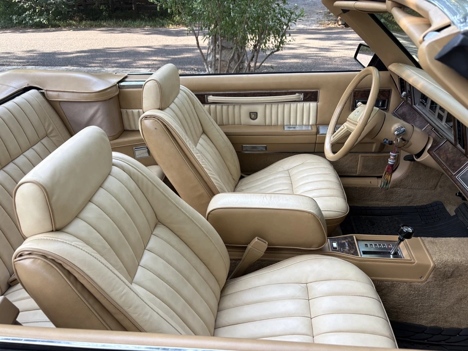 1986 Chrysler LeBaron - Image 13 of 22