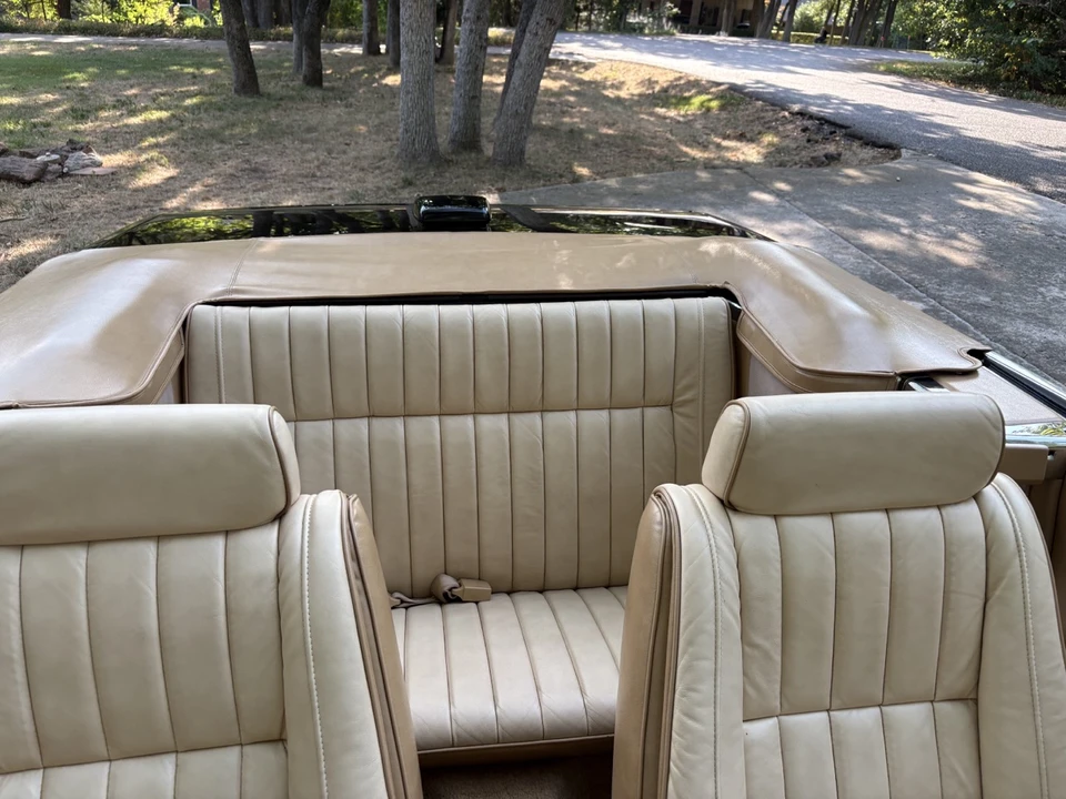 1986 Chrysler LeBaron - Image 14 of 22