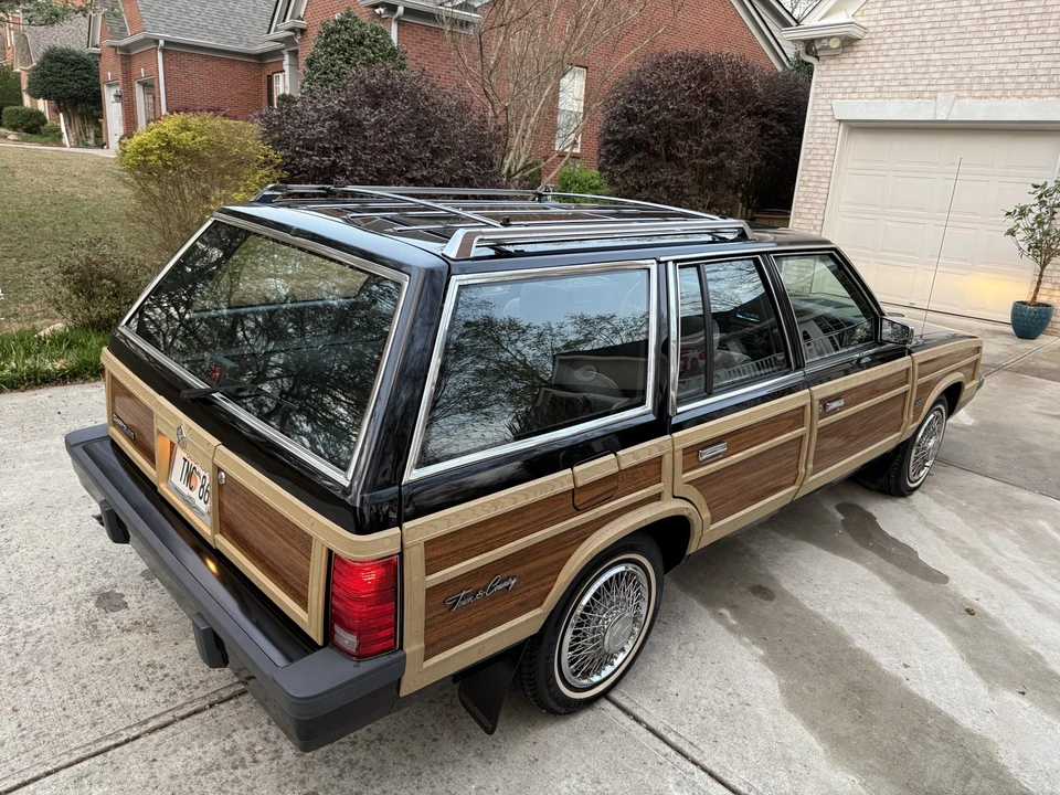 1986 Chrysler LeBaron - Image 4 of 11