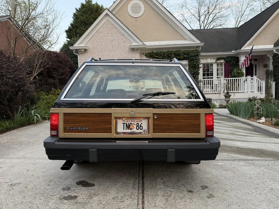 1986 Chrysler LeBaron - Image 3 of 11