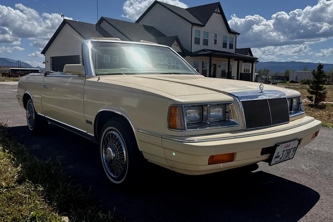 1986 Chrysler LeBaron - Image 2 of 31