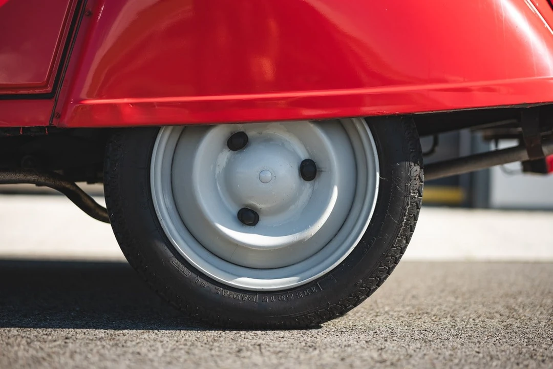 1986 Citroen 2CV - Image 16 of 30