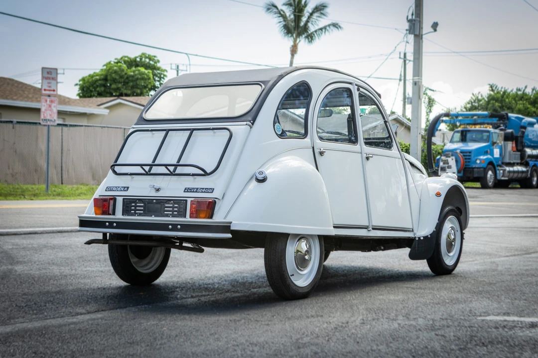 1986 Citroen 2CV - Image 7 of 31