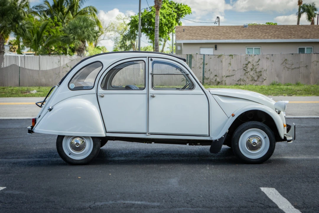 1986 Citroen 2CV - Image 8 of 31