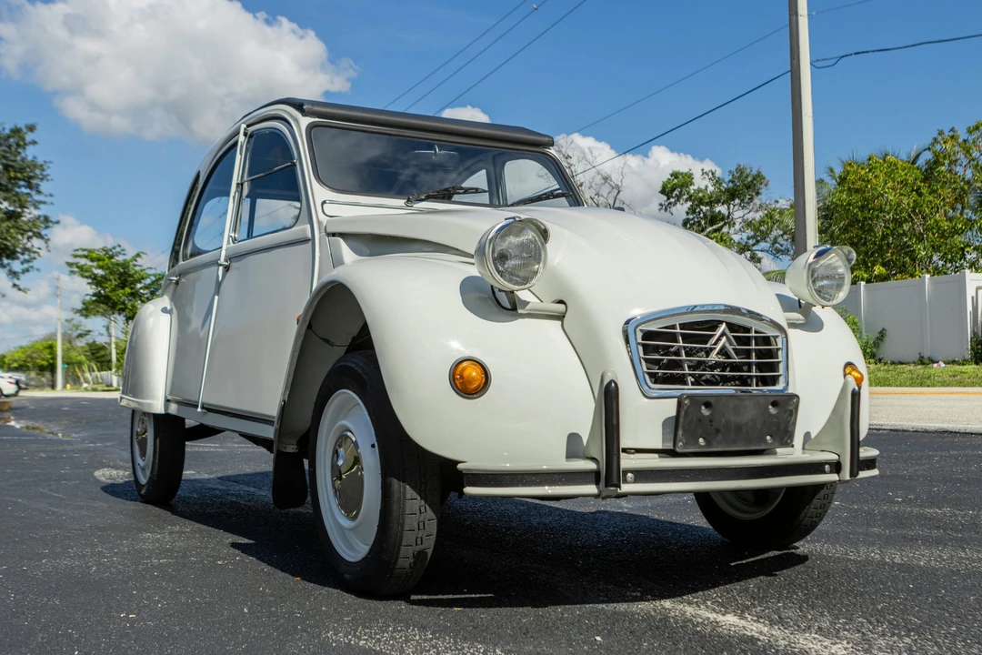 1986 Citroen 2CV - Image 9 of 31