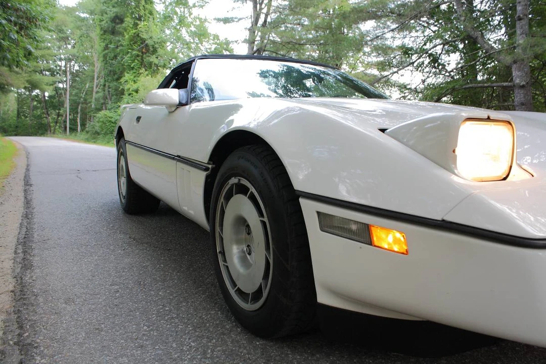 1986 Chevrolet Corvette C4 - Image 8 of 20