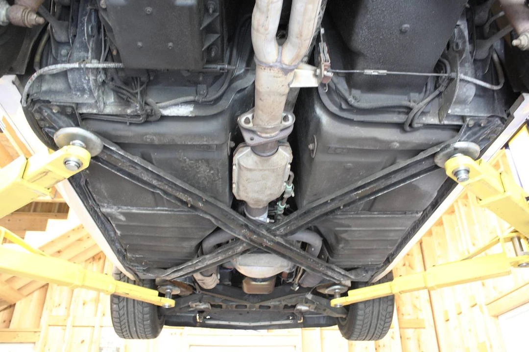 1986 Chevrolet Corvette C4 - Image 15 of 20