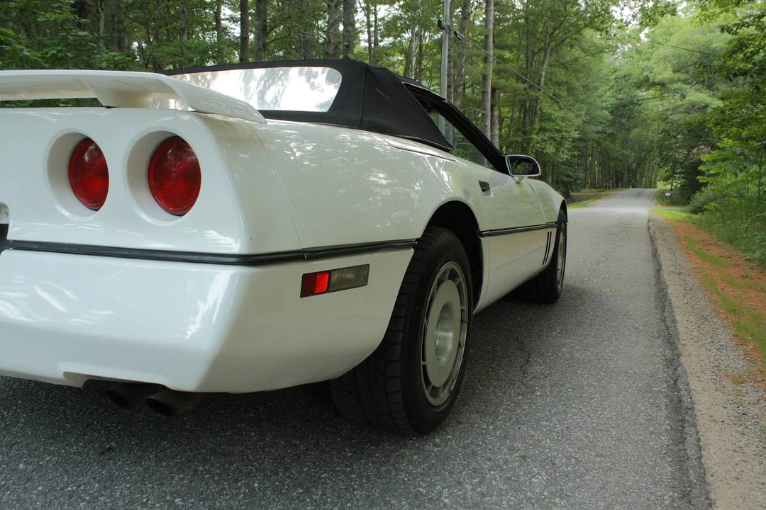 1986 Chevrolet Corvette C4 - Image 7 of 20