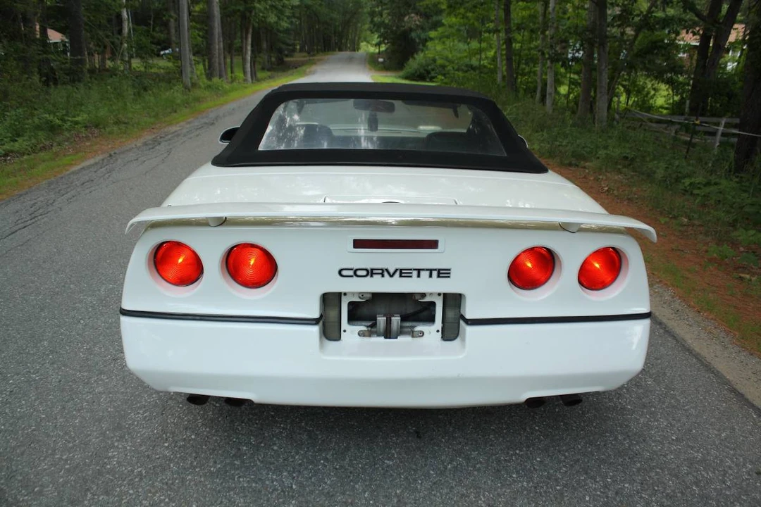 1986 Chevrolet Corvette C4 - Image 20 of 20
