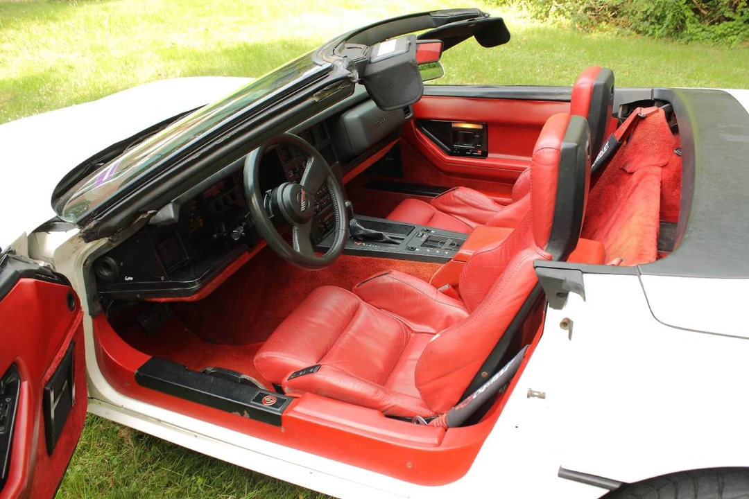 1986 Chevrolet Corvette C4 - Image 9 of 20