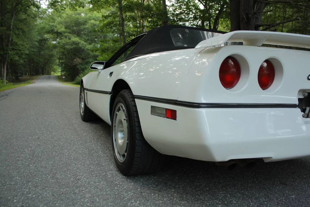 1986 Chevrolet Corvette C4 - Image 6 of 20