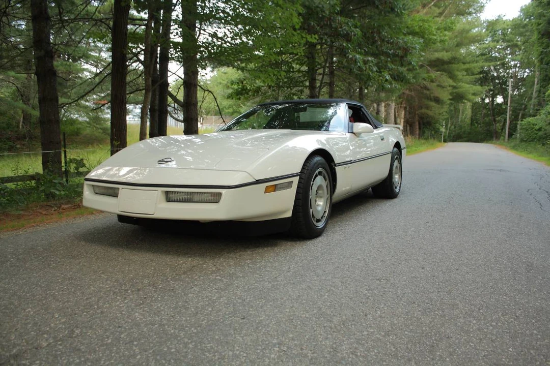1986 Chevrolet Corvette C4 - Image 3 of 20