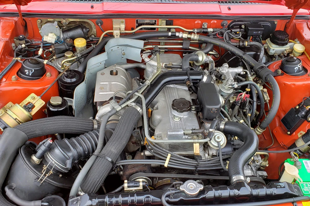 1986 - Image 3 of 5