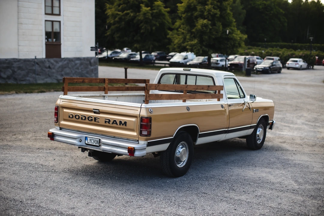 1986 Dodge Ram 1st Gen - Image 11 of 31