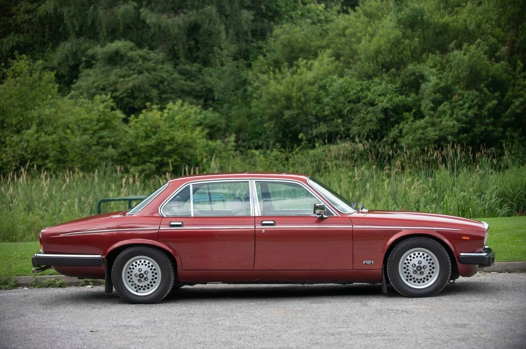1986 Daimler - Image 4 of 30