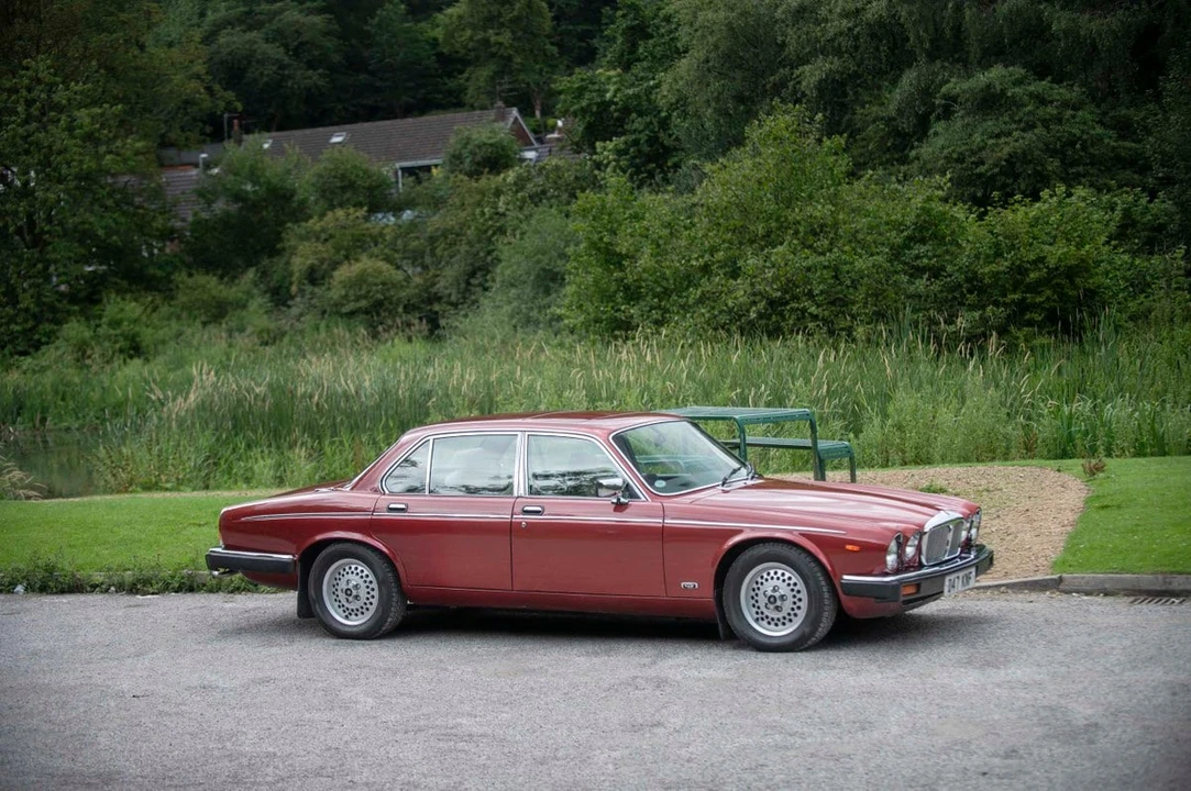 1986 Daimler - Image 8 of 30