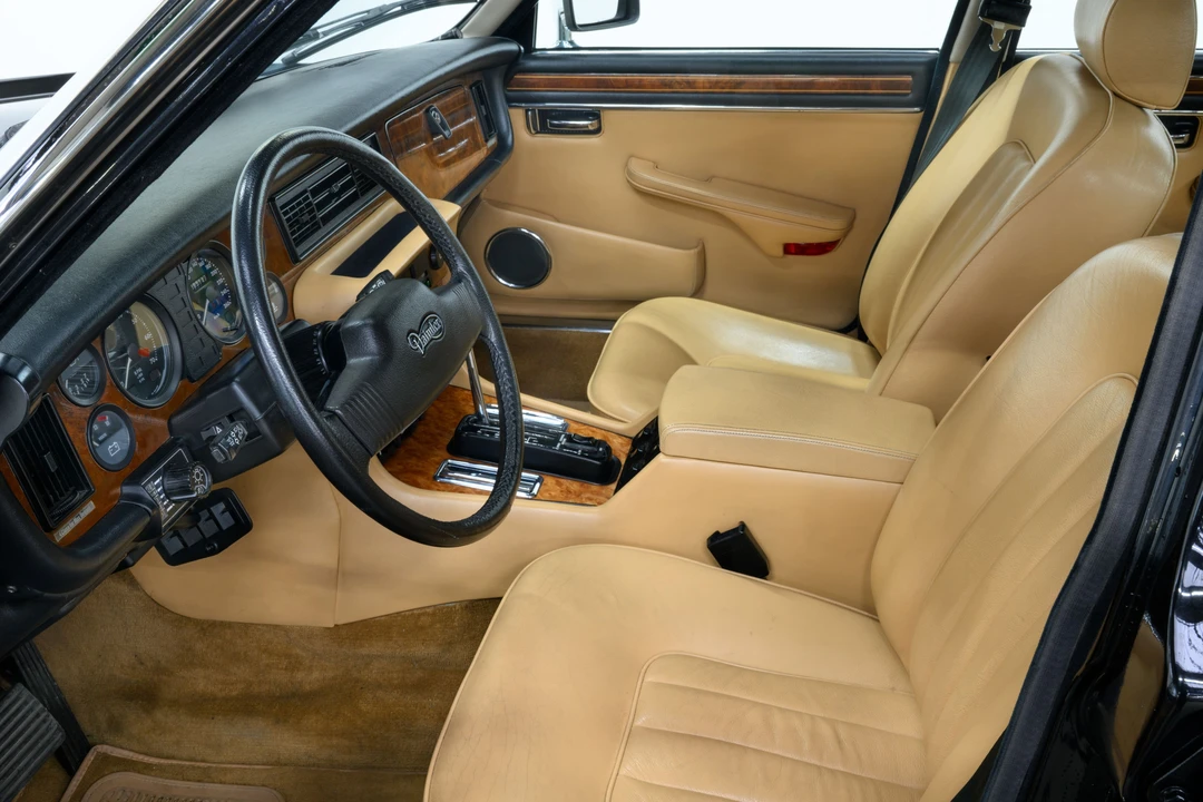 1986 Daimler - Image 9 of 31