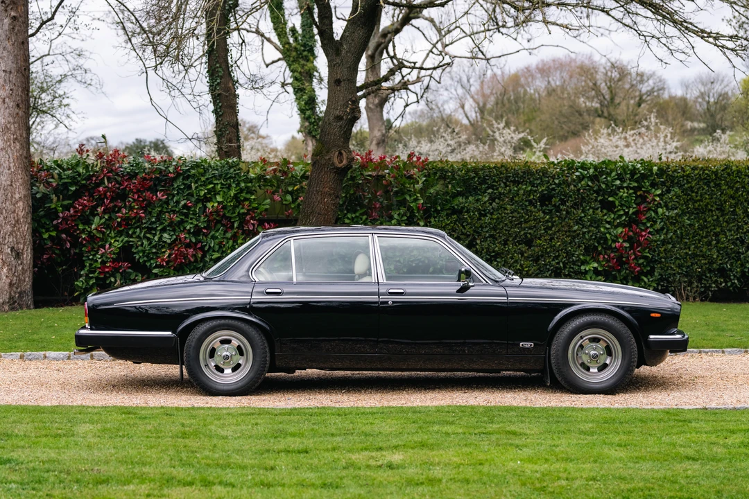 1986 Daimler - Image 8 of 31