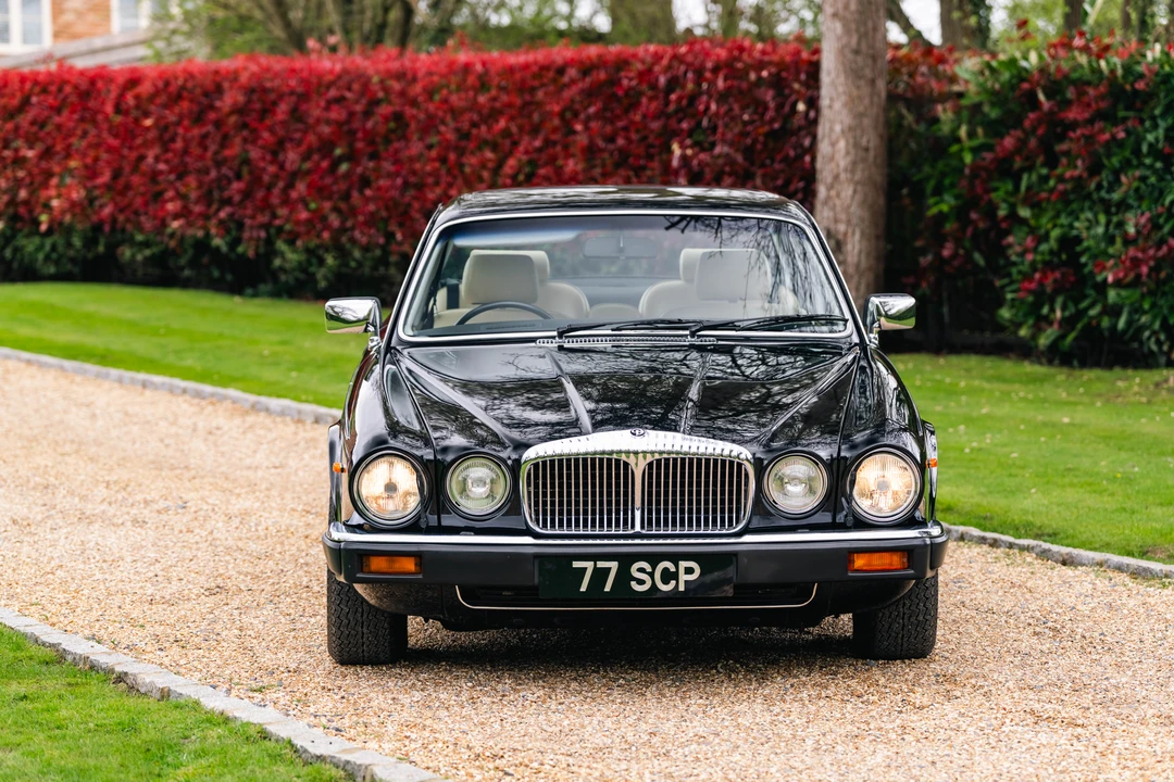 1986 Daimler - Image 2 of 31