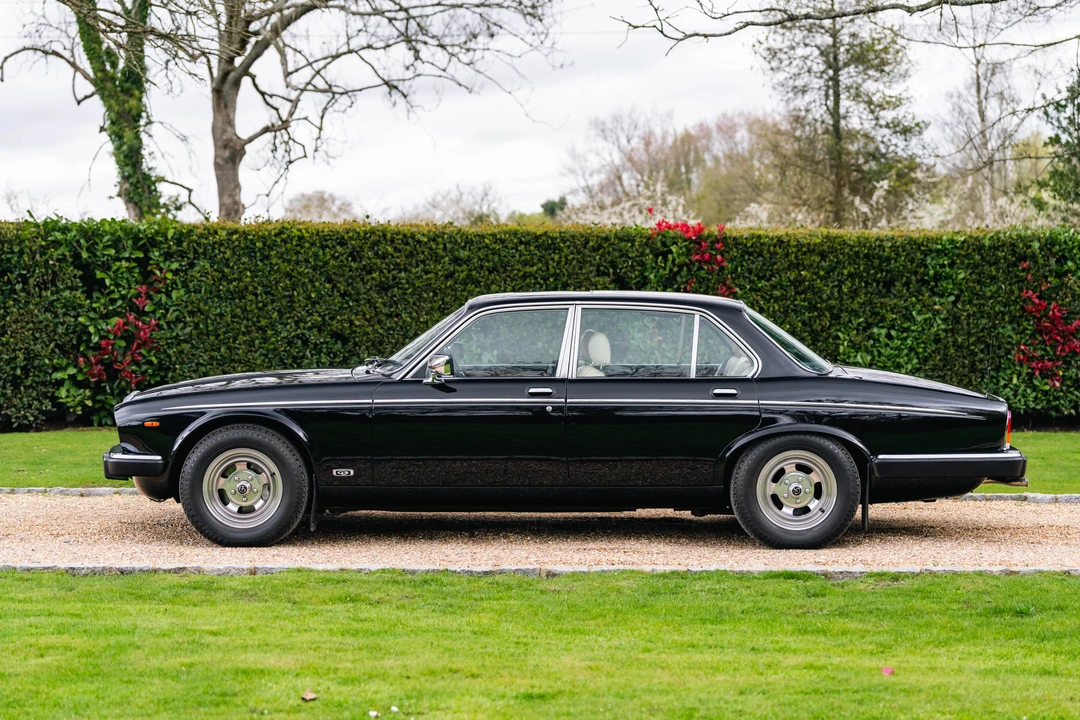 1986 Daimler - Image 4 of 31