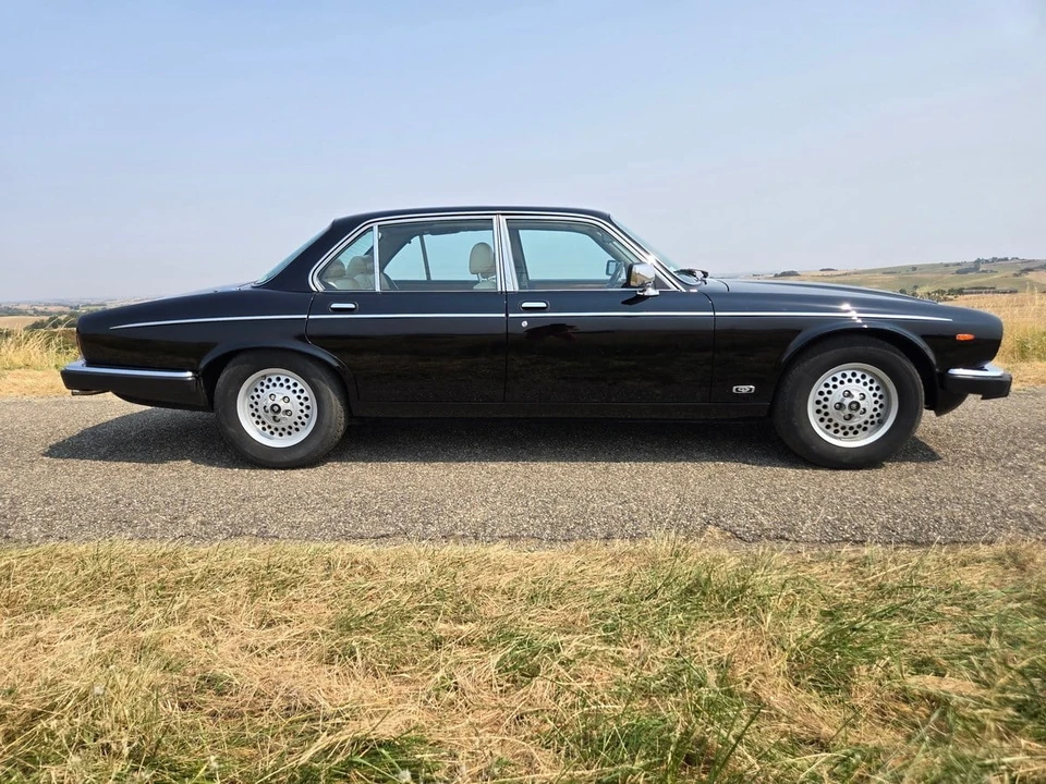 1986 Daimler - Image 8 of 30