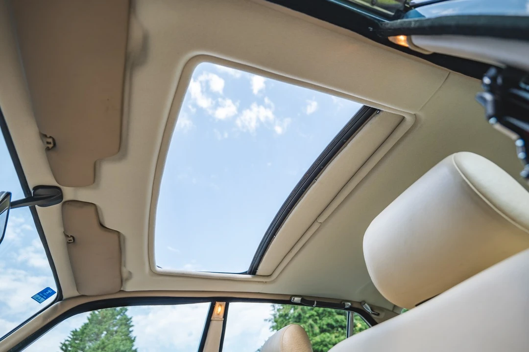 1986 Daimler - Image 14 of 30