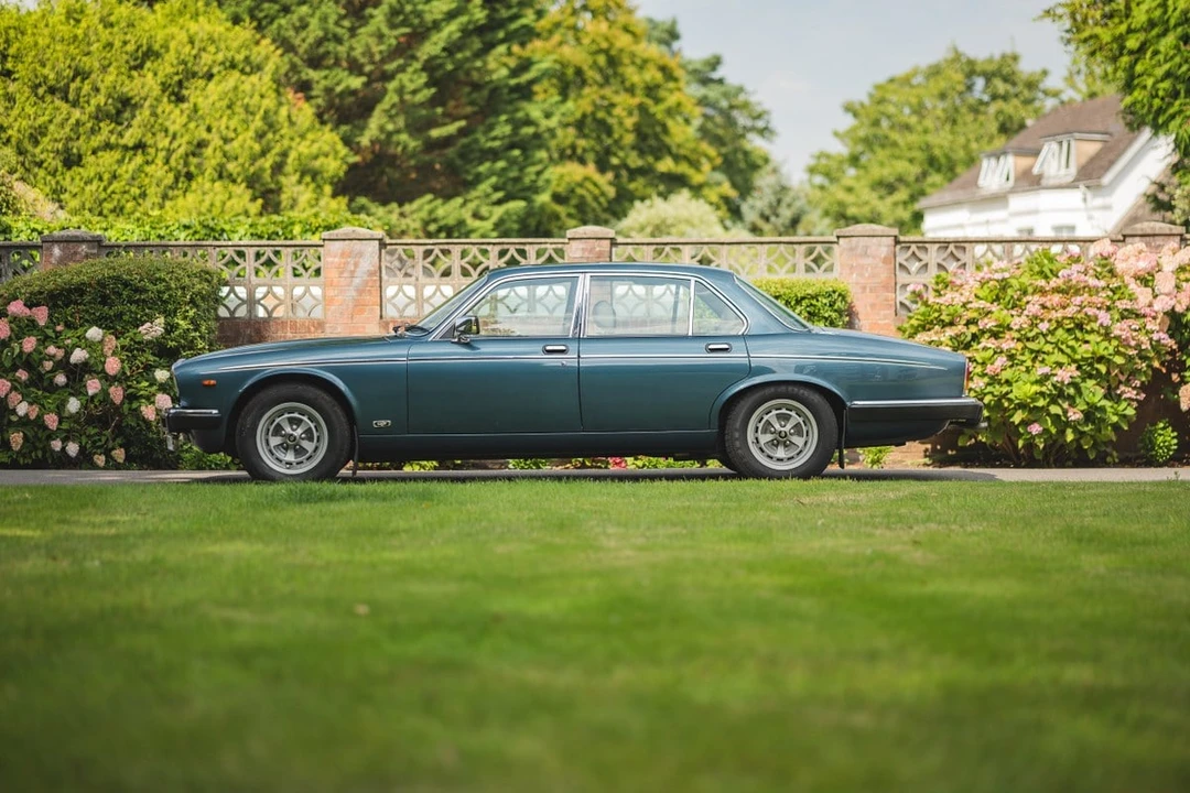 1986 Daimler - Image 9 of 30