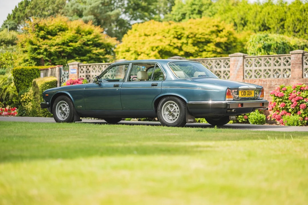 1986 Daimler - Image 3 of 30