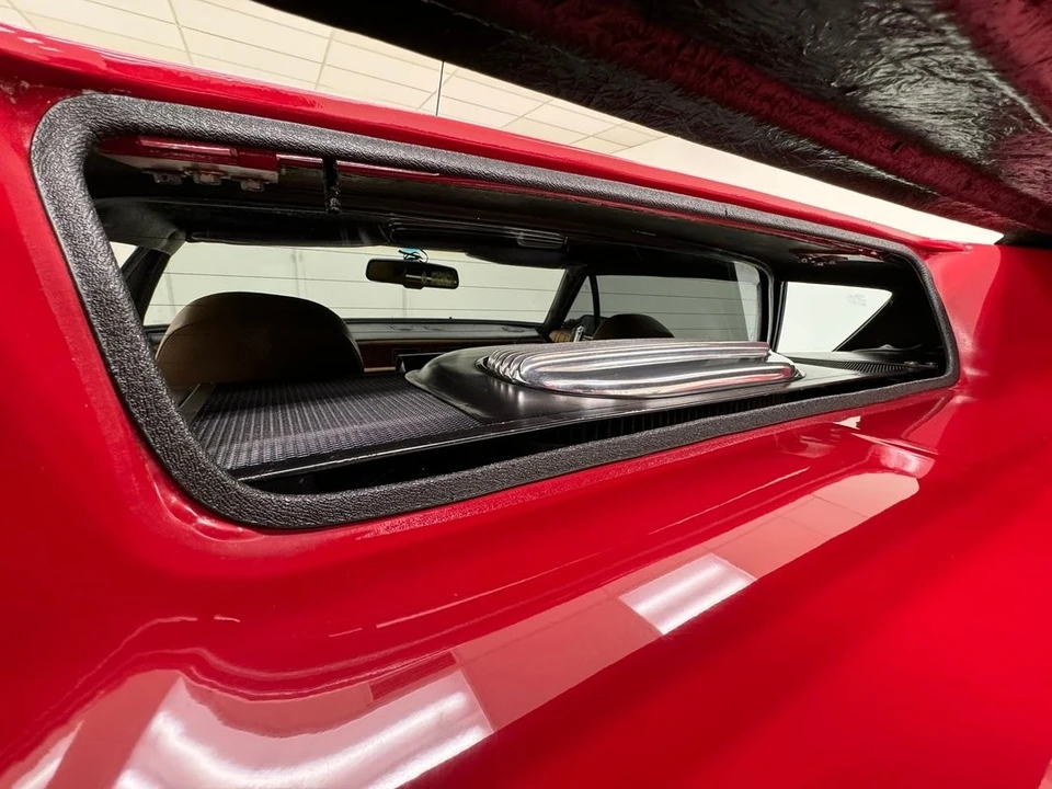 1986 DeTomaso Pantera - Image 22 of 31