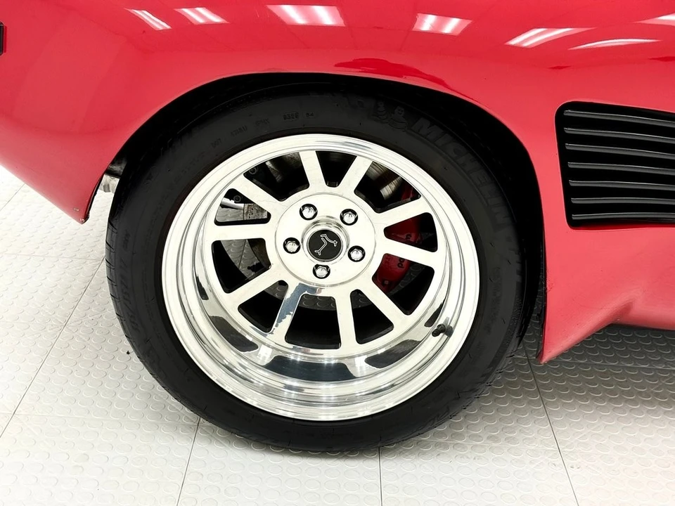 1986 DeTomaso Pantera - Image 27 of 31