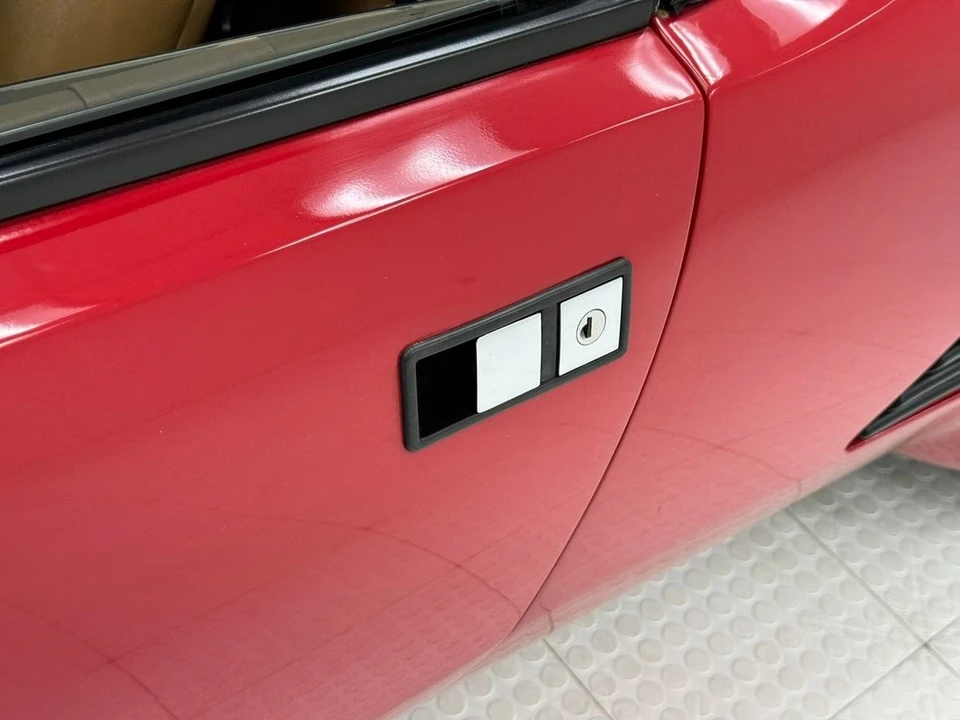 1986 DeTomaso Pantera - Image 19 of 31