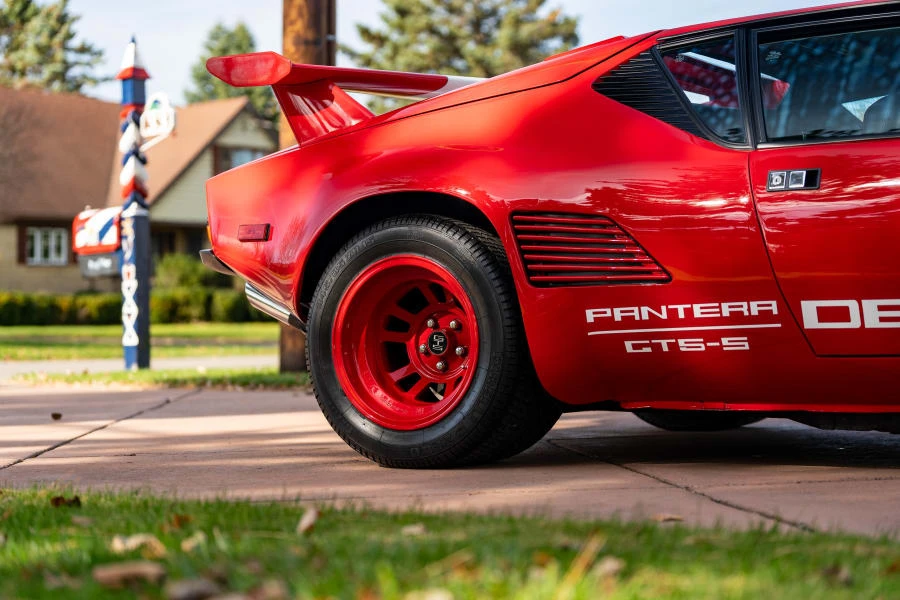 1986 DeTomaso Pantera - Image 9 of 31